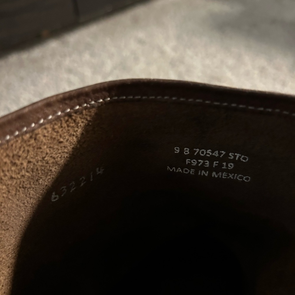 Frye Brown Leather Engineer Boots Classic Mid-Calf Design - Picture 4 of 6